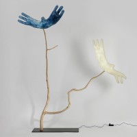 <a href=https://www.galeriegosserez.com/gosserez/artistes/de-kergal-diane.html>Diane de Kergal</a> - Above the Sun only Sky - Les Oiseaux